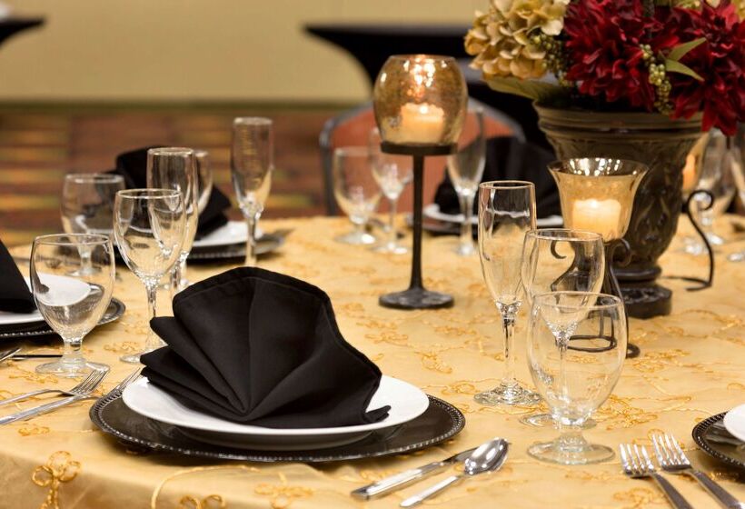 בית מלון כפרי Hilton Garden Inn Bartlesville