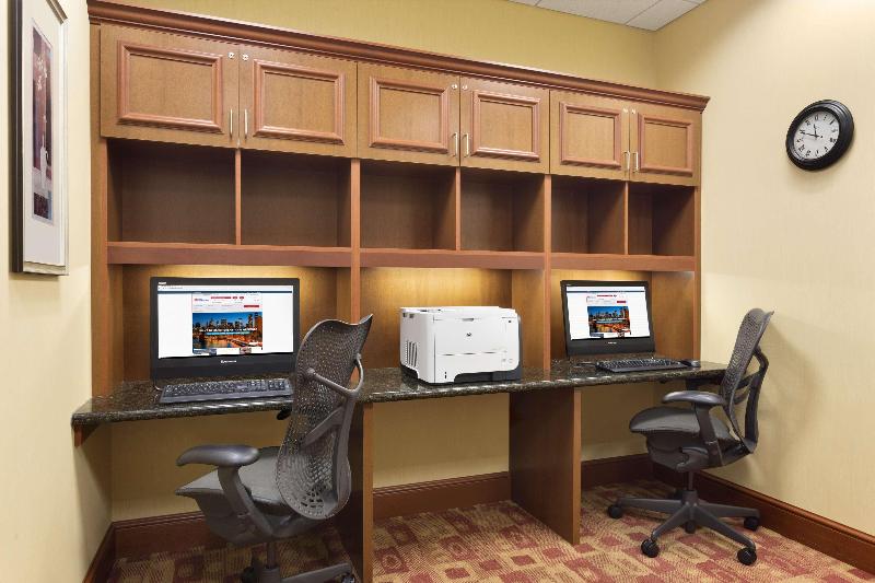 בית מלון כפרי Hilton Garden Inn Bartlesville