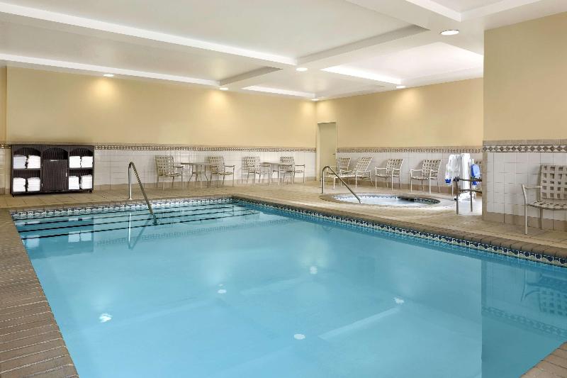 בית מלון כפרי Hilton Garden Inn Bartlesville