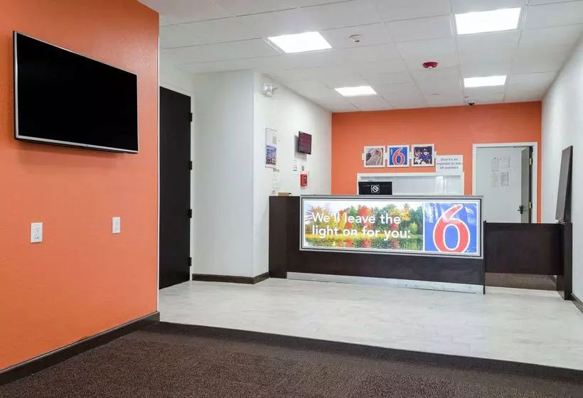 בית מלון כפרי Holiday Inn Express Boston Brockton, An Ihg