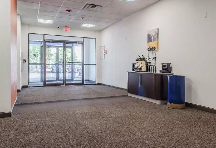 בית מלון כפרי Holiday Inn Express Boston Brockton, An Ihg