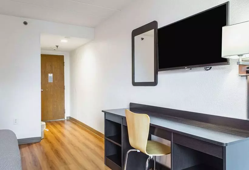 בית מלון כפרי Holiday Inn Express Boston Brockton, An Ihg