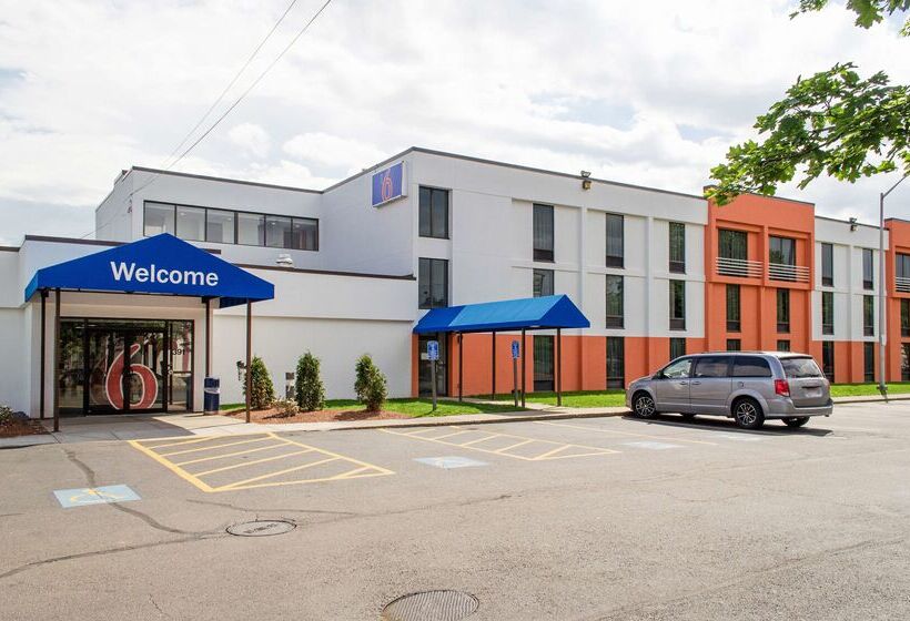 Отель Holiday Inn Express Boston Brockton, An Ihg