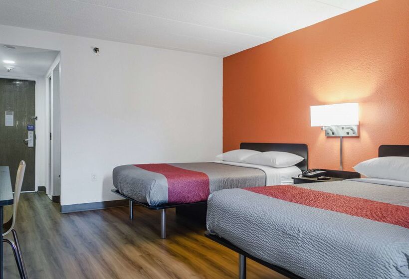 Отель Holiday Inn Express Boston Brockton, An Ihg