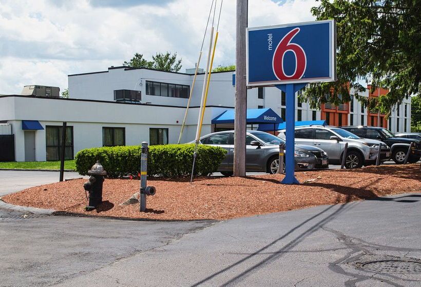 Отель Holiday Inn Express Boston Brockton, An Ihg