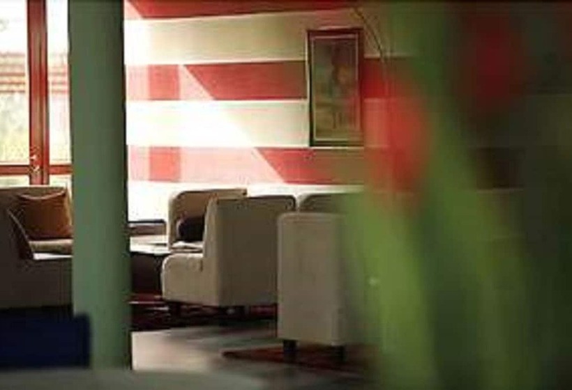 בית מלון כפרי Les Amaryllis Saly