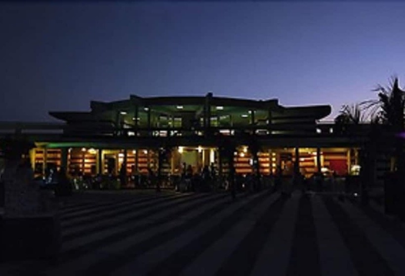 בית מלון כפרי Les Amaryllis Saly