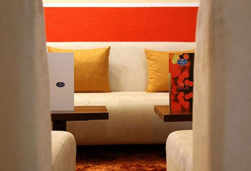 בית מלון כפרי Les Amaryllis Saly