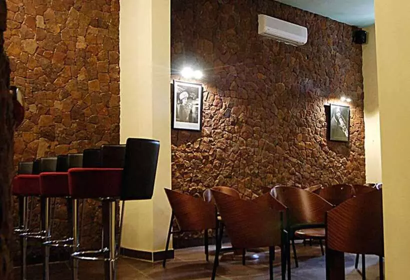 בית מלון כפרי Les Amaryllis Saly