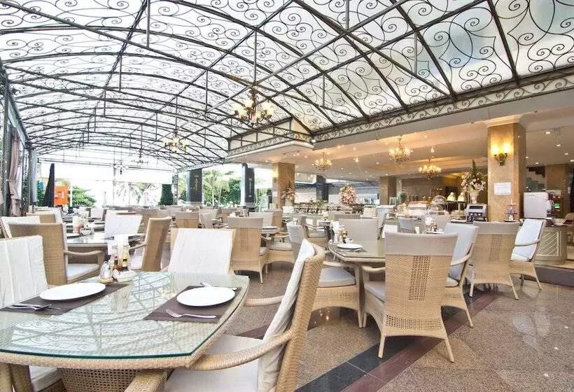 Hotel Lk The Empress