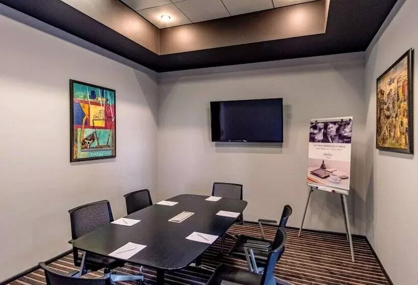 هتل Mercure Kyiv Congress