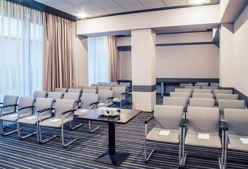 هتل Mercure Kyiv Congress