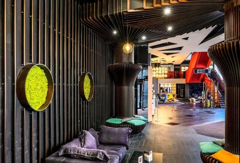 هتل Mercure Kyiv Congress