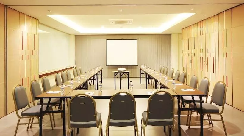 Pop! Hotel Sangaji Yogyakarta