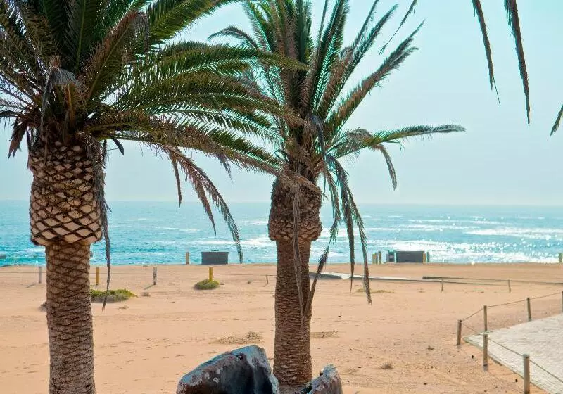 هتل Long Beach Lodge