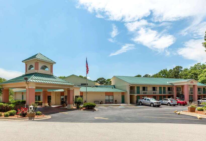 בית מלון כפרי Super 8 By Wyndham Eureka Springs