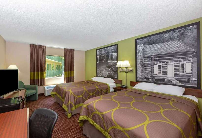 בית מלון כפרי Super 8 By Wyndham Eureka Springs