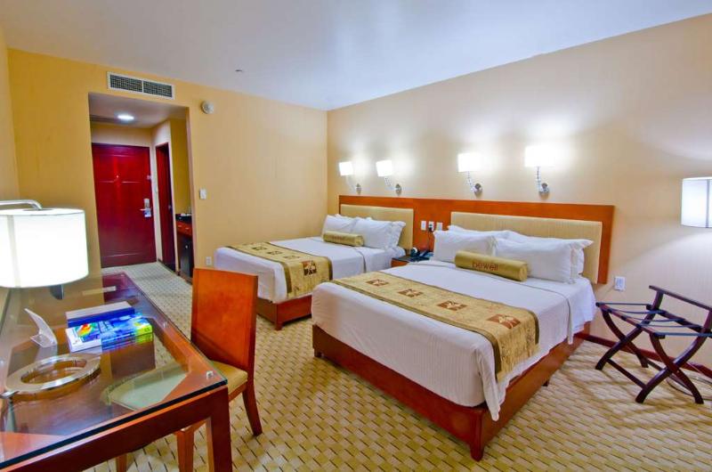 ホテル Wyndham Garden Paramaribo