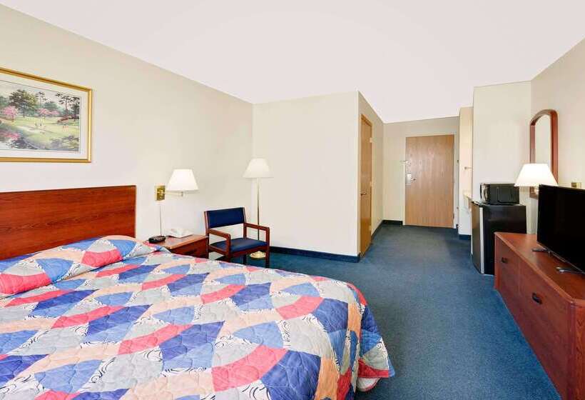 汽车旅馆  Super 8 By Wyndham Emmetsburg