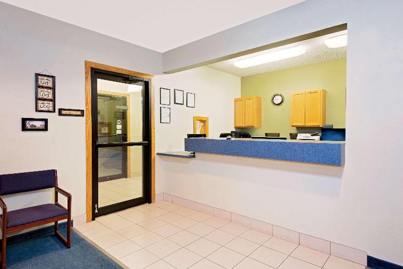 汽车旅馆  Super 8 By Wyndham Emmetsburg