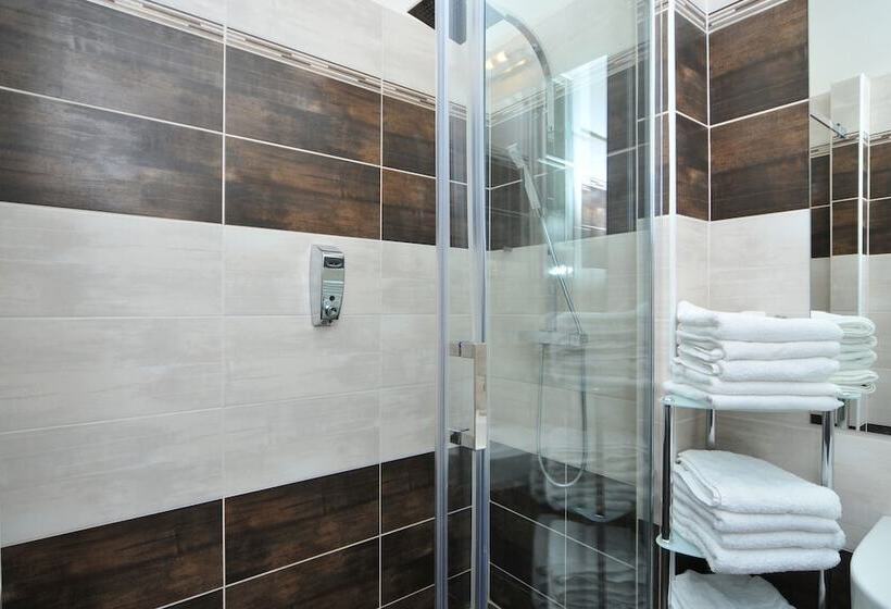 Old Town Square Apartments