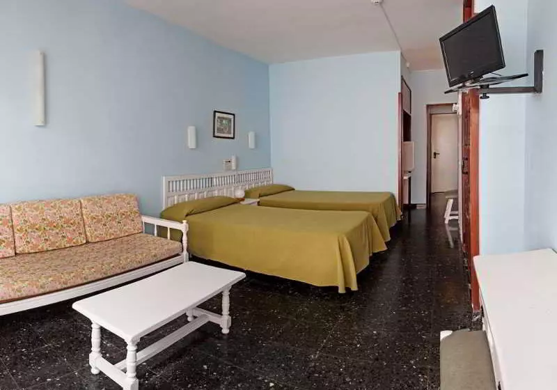 Apartamentos Castillo Playa