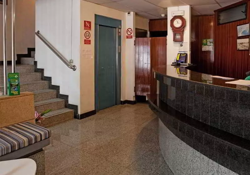 Apartamentos Castillo Playa