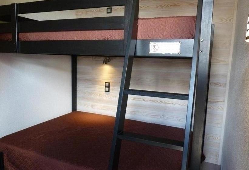 Charmant T2 Rénové Avec Balcon Sud Et Vue Pistes Au Cœur De Plagne Bellecôte Fr 1 351 108