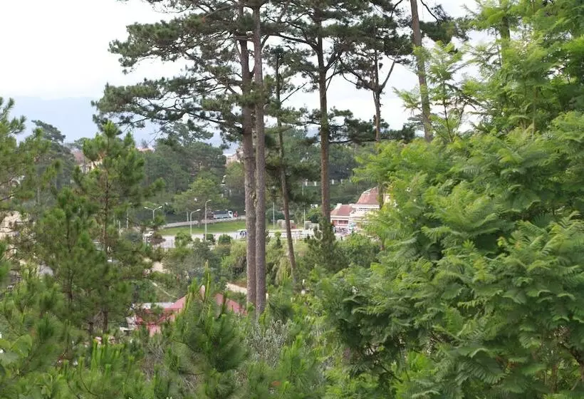 Dalat Cadasa Resort