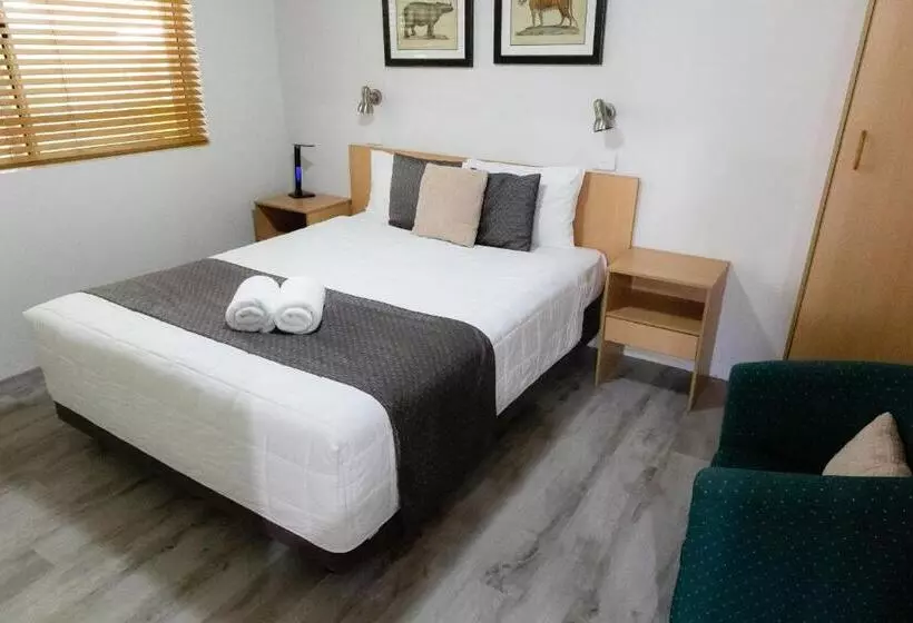 Hotel Aston Hill Motor Lodge