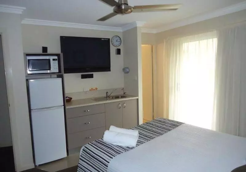 Hotel Aston Hill Motor Lodge