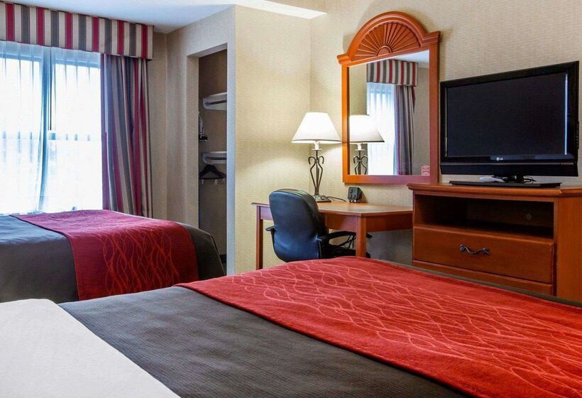 בית מלון כפרי Comfort Inn & Suites Adj To Akwesasne Mohawk Casino