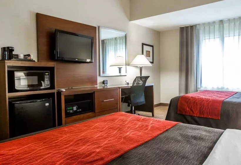 Hotel Comfort Inn & Suites Adj To Akwesasne Mohawk Casino