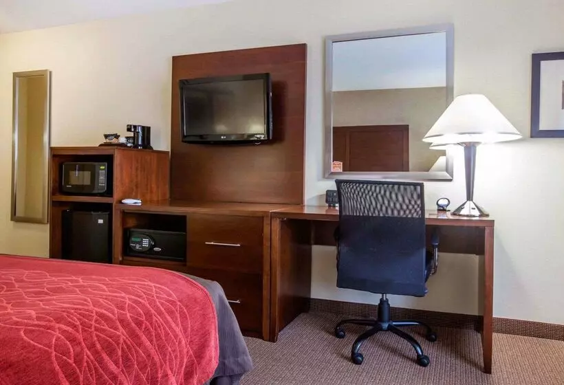 Hotel Comfort Inn & Suites Adj To Akwesasne Mohawk Casino