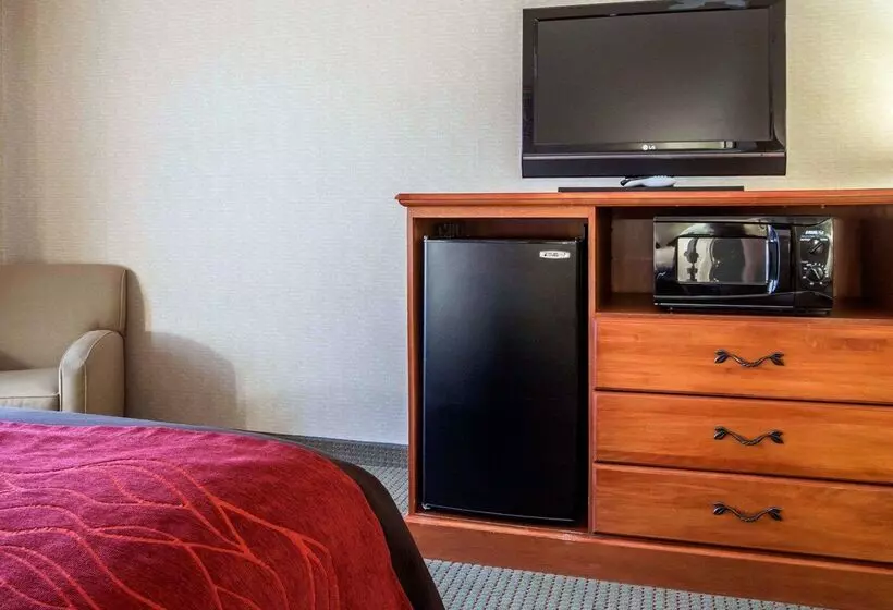 Hotel Comfort Inn & Suites Adj To Akwesasne Mohawk Casino