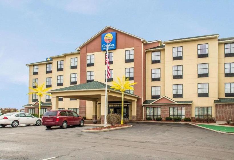 ホテル Comfort Inn & Suites Kent University Area