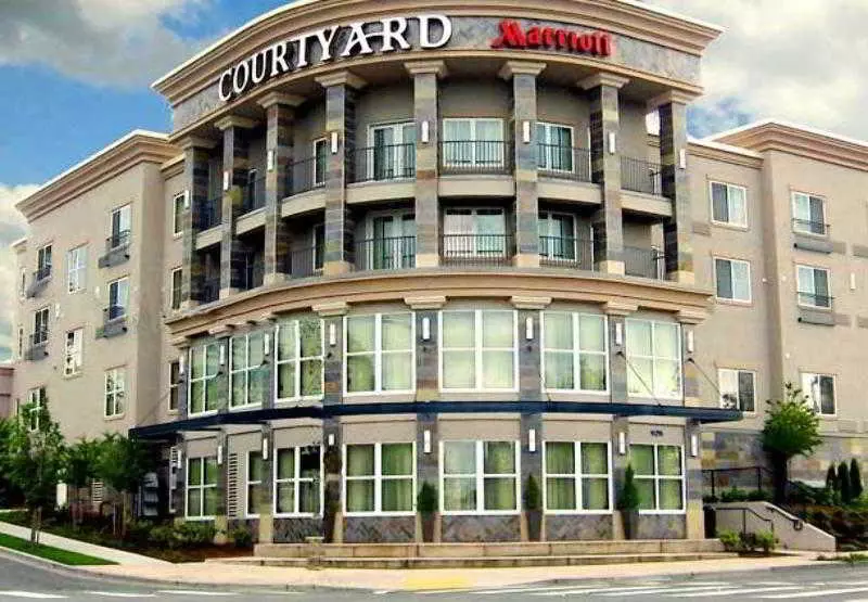 Отель Courtyard By Marriott Seattle Kirkland