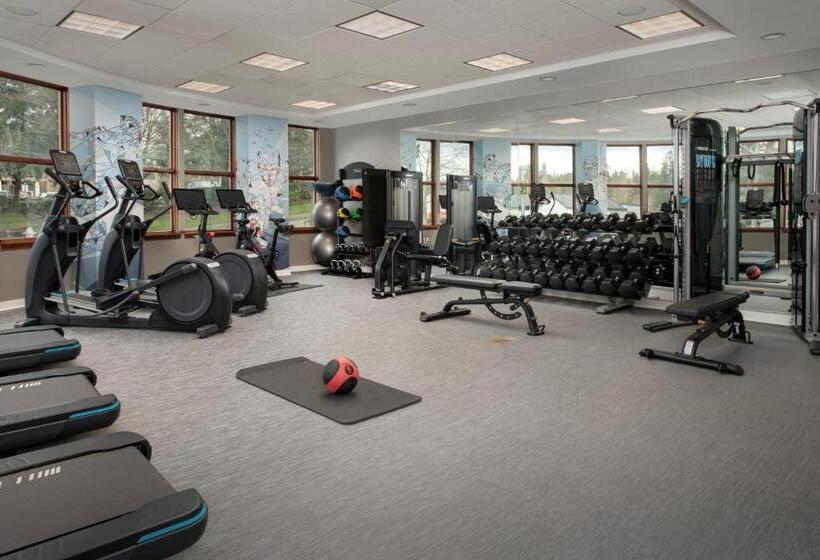 ホテル Courtyard By Marriott Seattle Kirkland