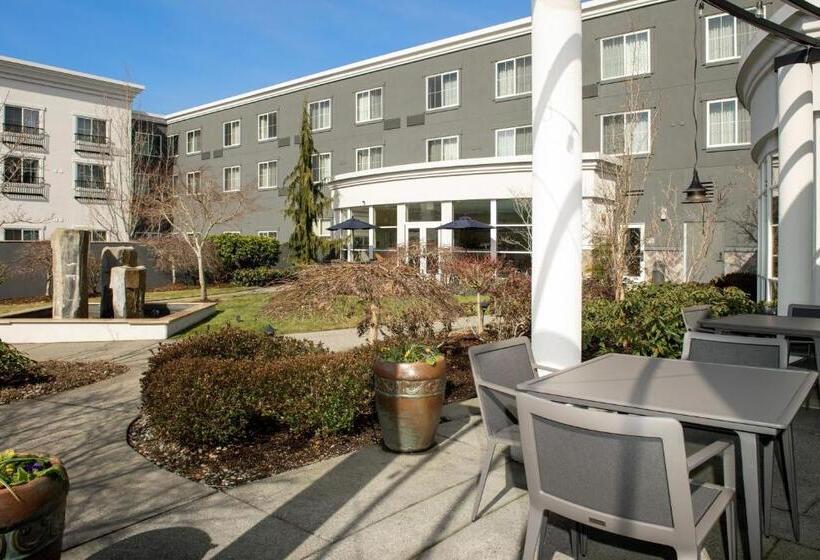 ホテル Courtyard By Marriott Seattle Kirkland