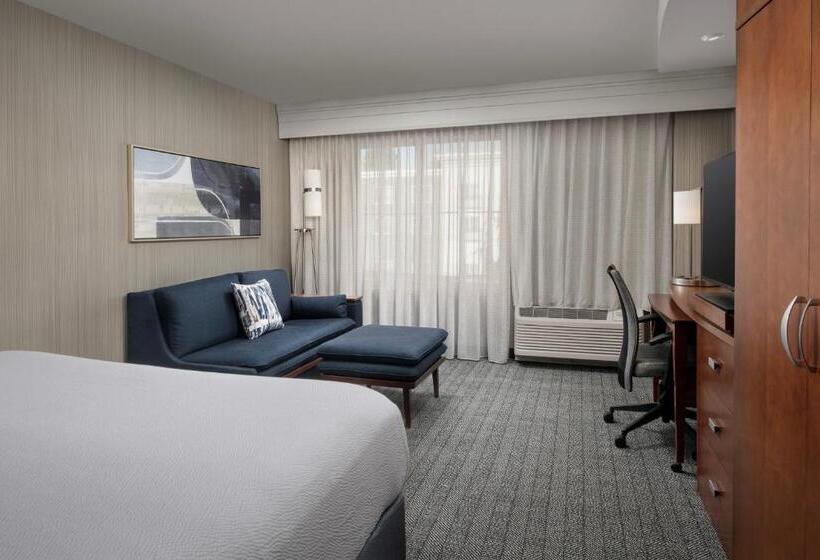 ホテル Courtyard By Marriott Seattle Kirkland