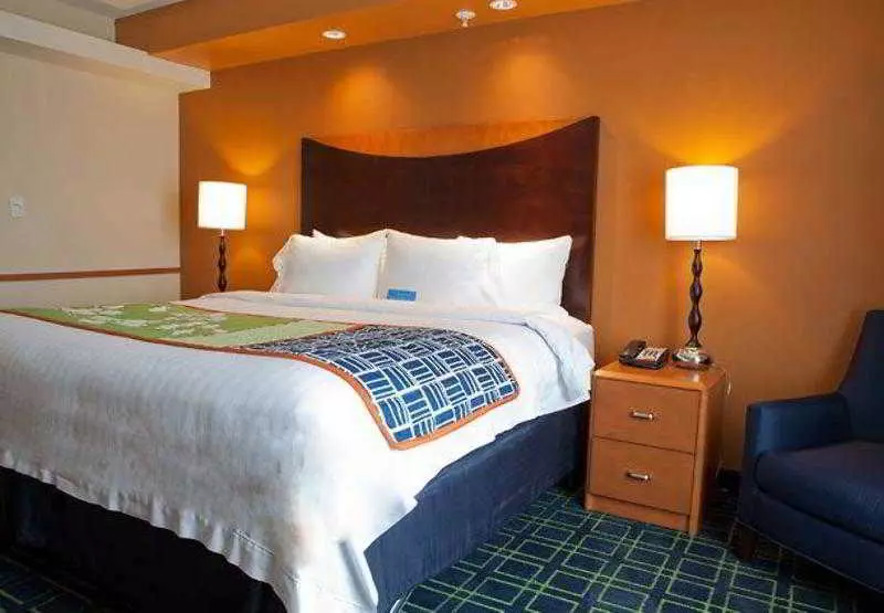 Отель Fairfield Inn And Suites Flint Fenton