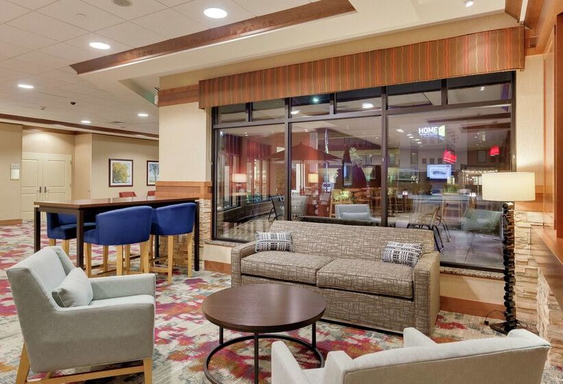 فندق Hilton Garden Inn Milwaukee Airport