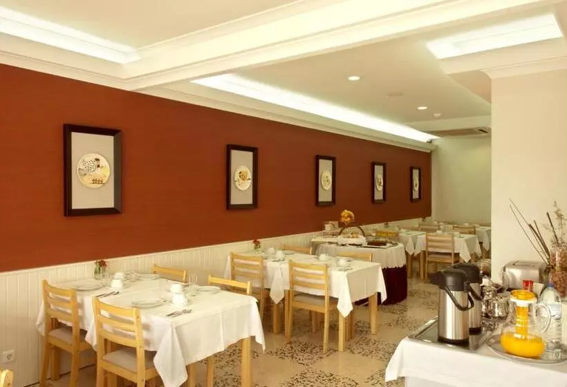 Отель Lagoa Dos Pastorinhos