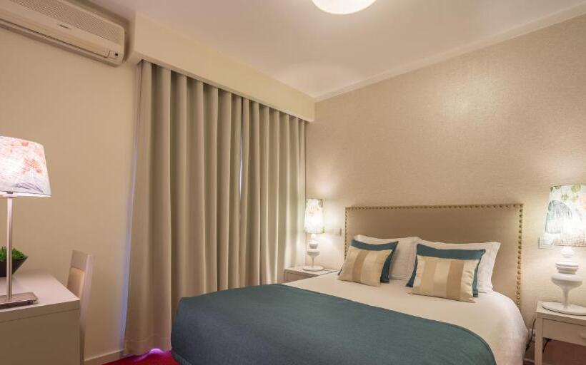 هتل Lagoa Dos Pastorinhos