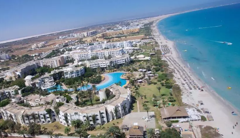 Отель Mahdia Beach & Aqua Park
