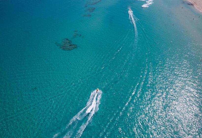 酒店 Mahdia Beach & Aqua Park