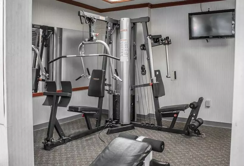 호텔 Norwood Inn Hudson Akron North