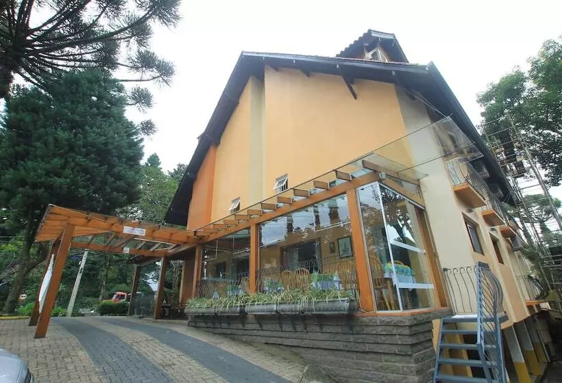 Otel Pousada Aguia Branca