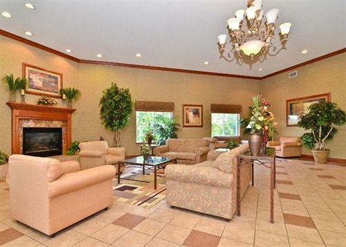 فندق Quality Inn Lake Of The Ozarks