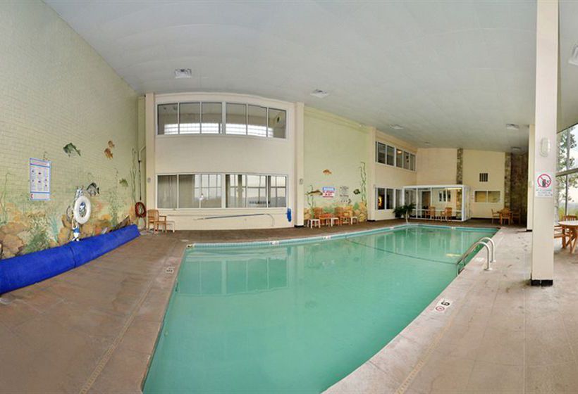 فندق Quality Inn Lake Of The Ozarks